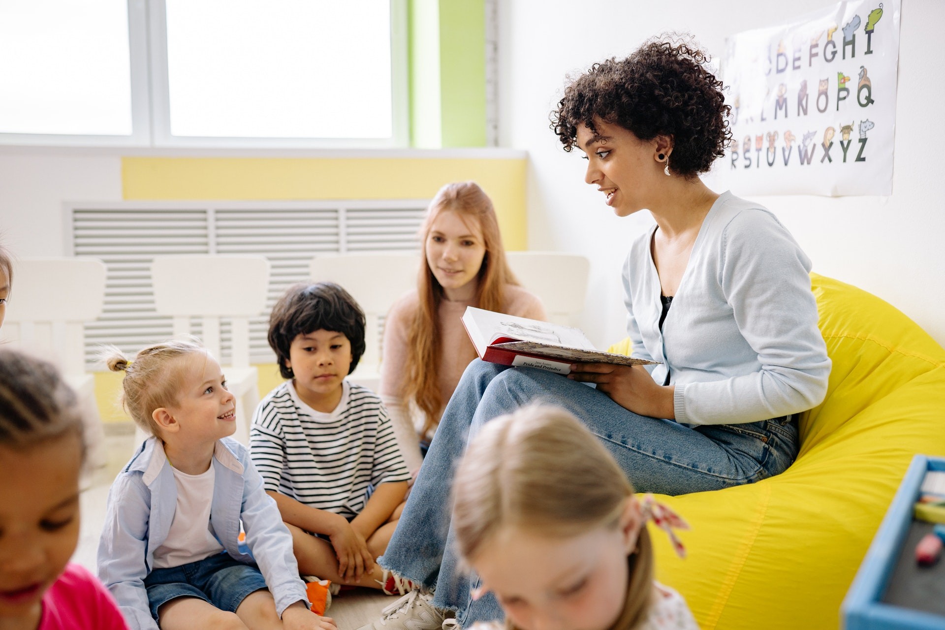27 Fun Reading Activities To Try At Home or In The Classroom | Prodigy  Education