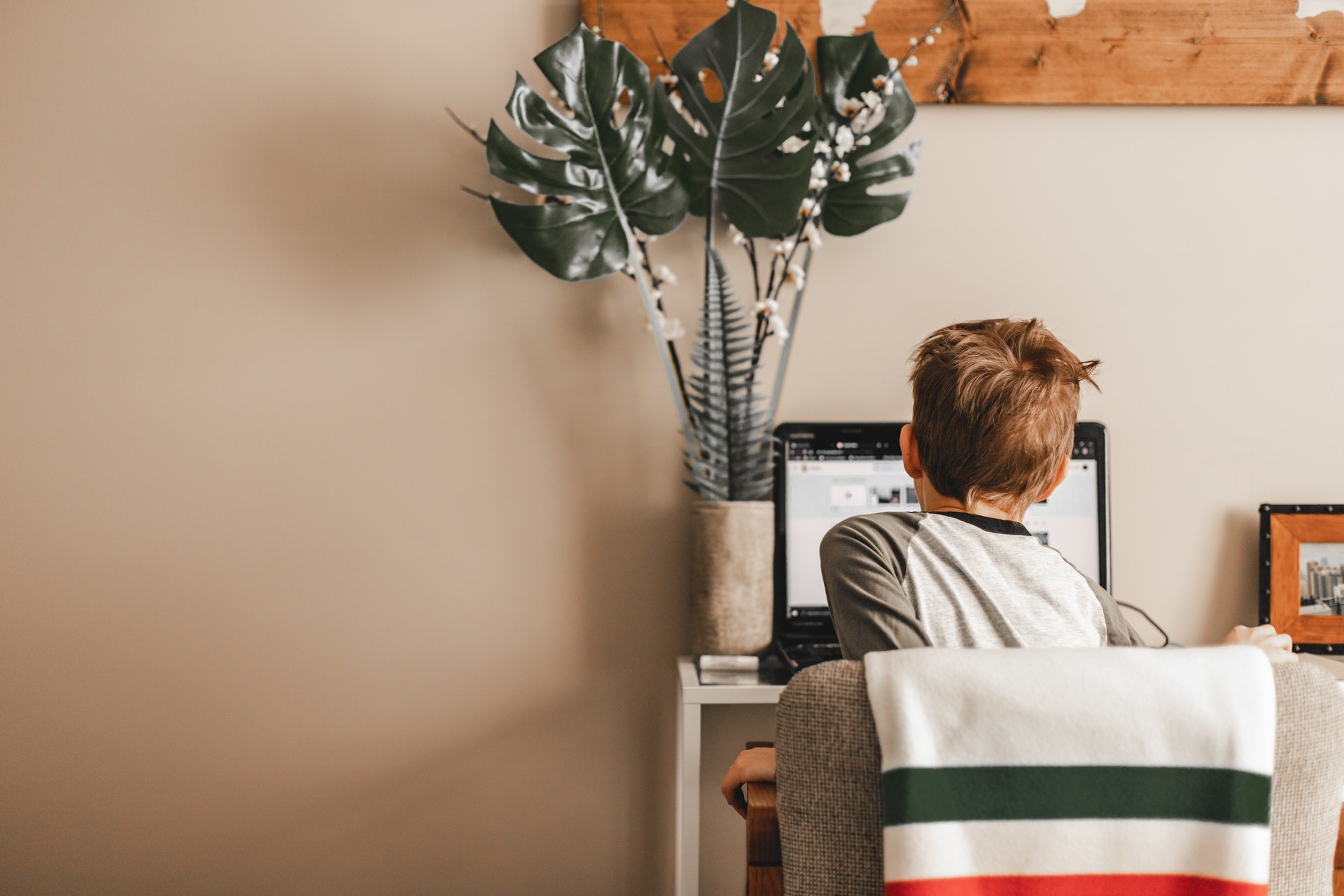Child learning virtually at home