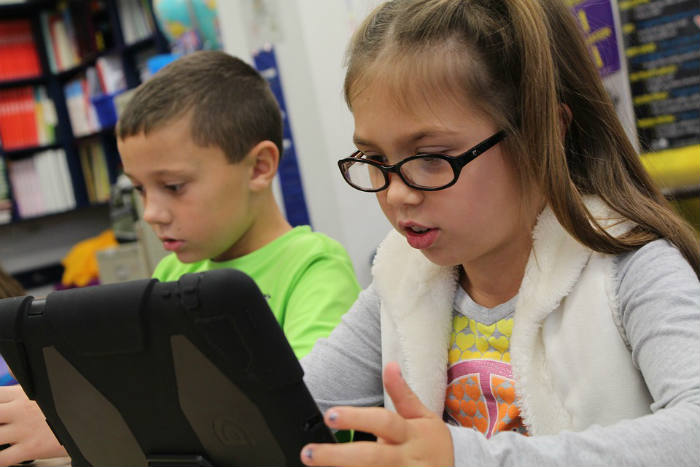 how to help a child struggling with math
